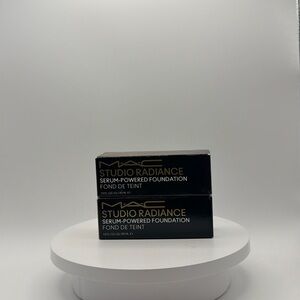 MAC Cosmetics Studio Radiance Serum-Powered Foundation NW30 NEW Authentic 2 pack